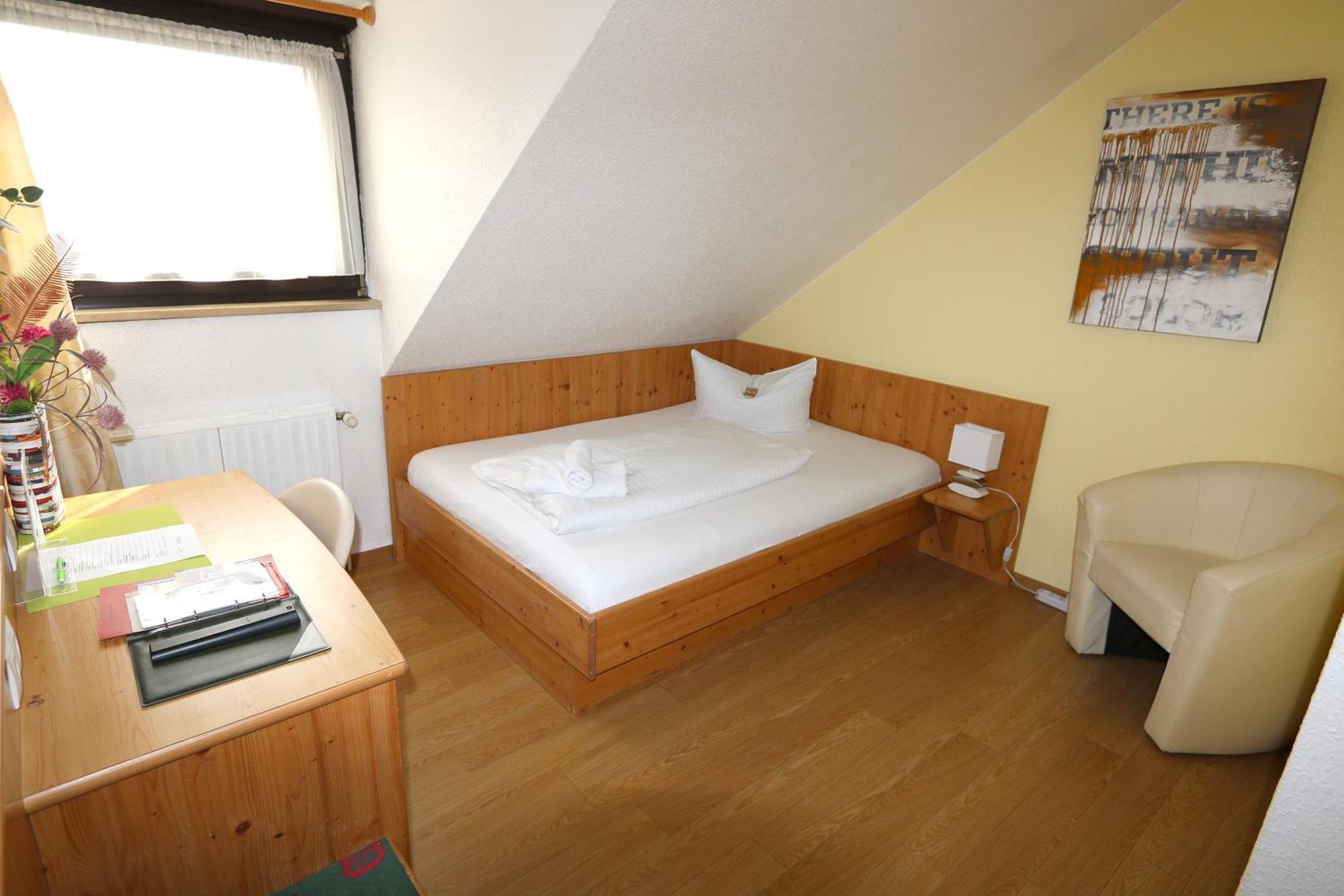 נירנברג Hotel Avenue Altenfurt מראה חיצוני תמונה
