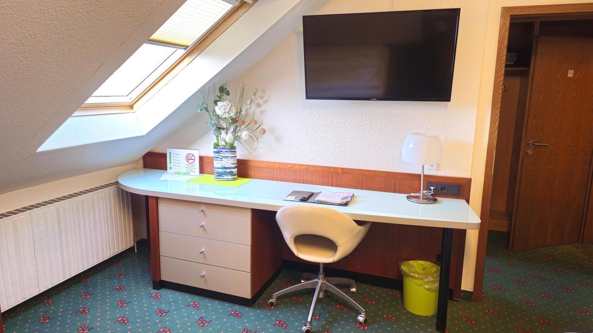 נירנברג Hotel Avenue Altenfurt מראה חיצוני תמונה