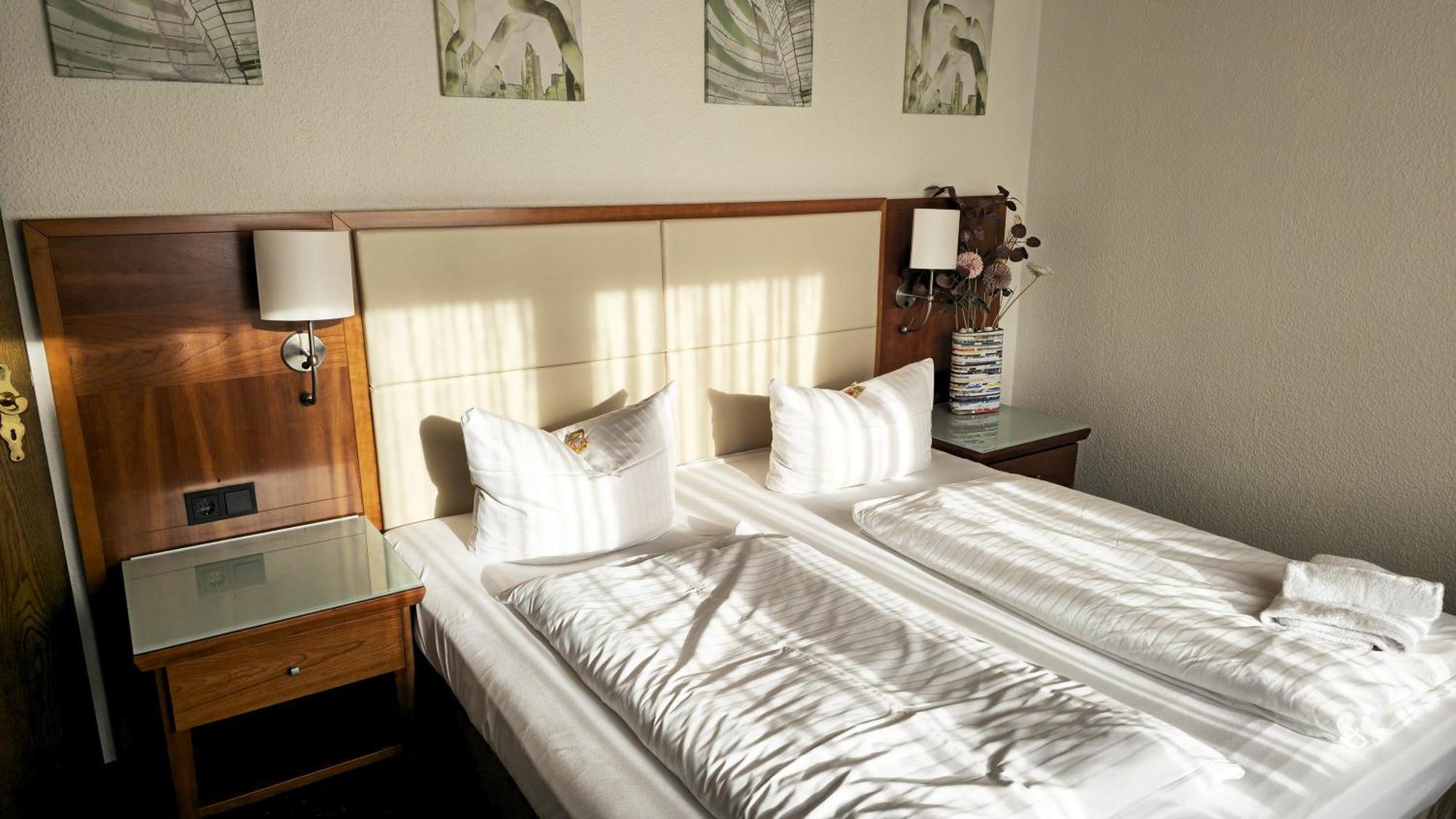 נירנברג Hotel Avenue Altenfurt מראה חיצוני תמונה